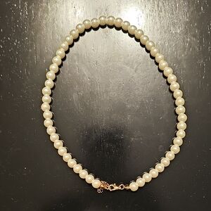 Elegant Pearl Necklace